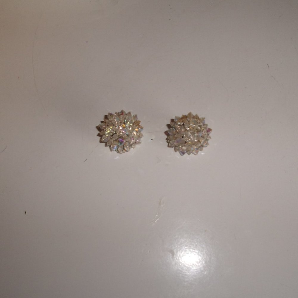 Vintage clip earrings aurora borealis glass